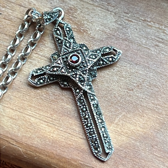 Gorgeous Decorative Sterling Necklace Cross Thai - Picture 2 of 11